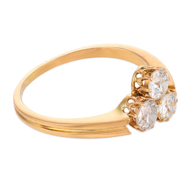 late 19th Century Victorian Old European Cut Diamond 18k Yellow Gold Ring, Size 8.75 For Sale - Image 4 of 6