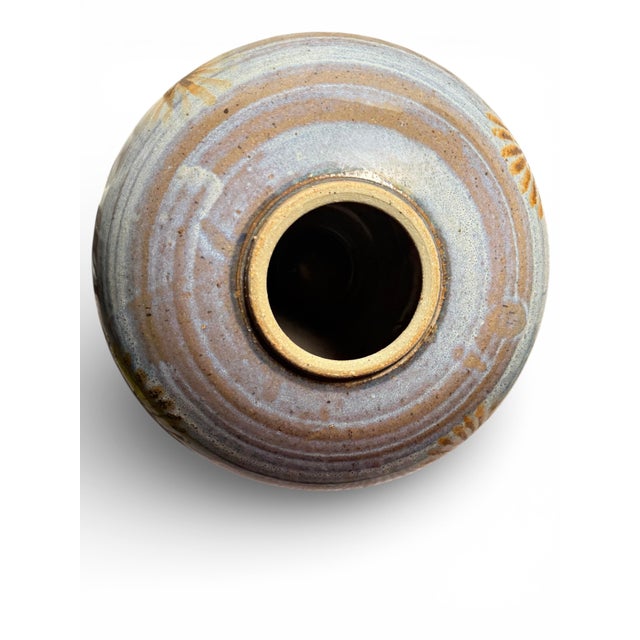 Large Vintage Studio Pottery Covered Jar – Wheel-Thrown Stoneware Lidded Vessel With Brushwork, Signed (1970s–80s) For Sale - Image 11 of 12