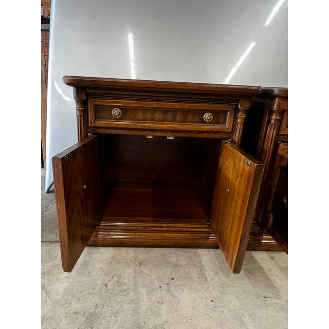 Vintage Drexel Heritage "Cameo Collection" Burled Walnut Nightstands - A Pair For Sale - Image 10 of 18