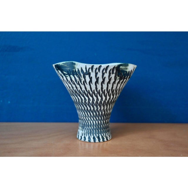Ceramic Vintage Corolla Vase, 1970s For Sale - Image 7 of 7