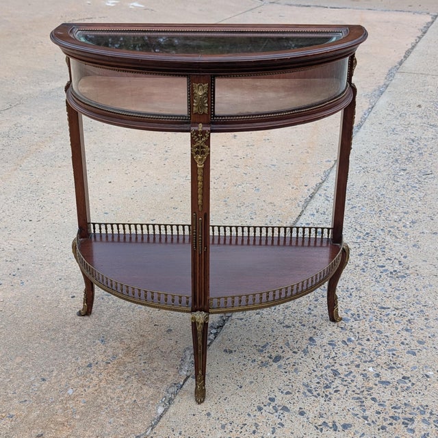 Authentic Late 19th-Century French Demilune Curio Cabinet in Mahogany With Ormolu Mounts, C. 1890 For Sale - Image 16 of 17