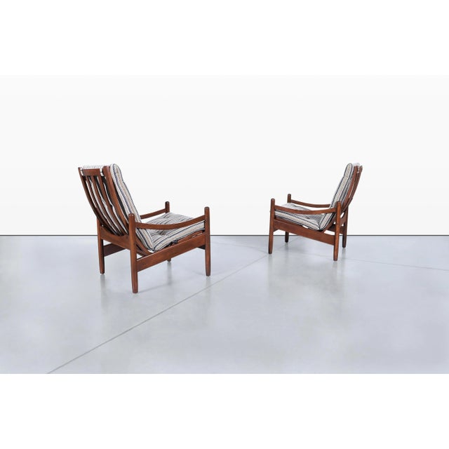 1960s Mid-Century Modern Sculptural Walnut Reclining High-Back Lounge Chairs, 1960s For Sale - Image 5 of 12