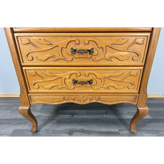 Vintage French Louis XVI Chest of 5 Drawers For Sale - Image 6 of 14