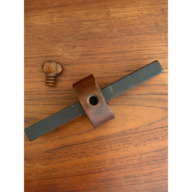 English 19th Century English Rosewood Marking Gauge With Original Wooden Locking Screw For Sale - Image 3 of 5