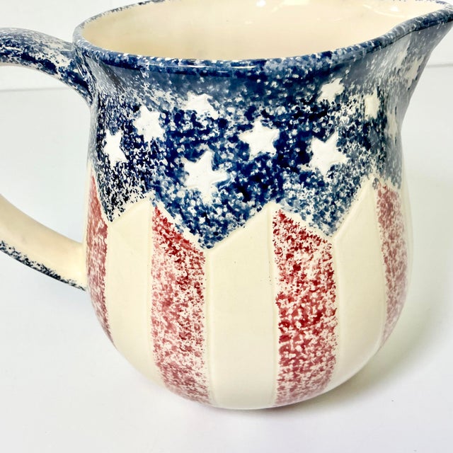 Ceramic 1980s Vintage Boho Chic Americana Stars & Stripes Sponge Style Patriotic Pitcher For Sale - Image 7 of 11