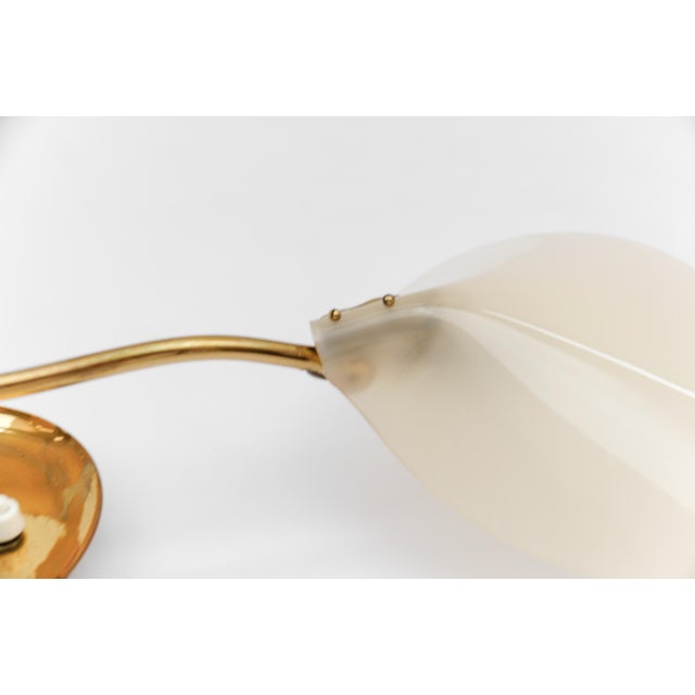 Mid-Century Modern Brass and Acrylic Table Lamp, 1950s For Sale - Image 11 of 14
