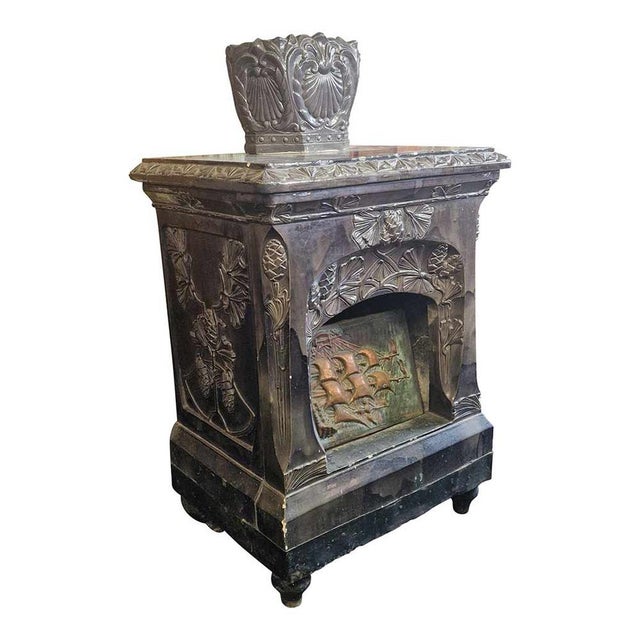 Majolica Stove, Late 19th Century - Early 20th Century For Sale - Image 4 of 5