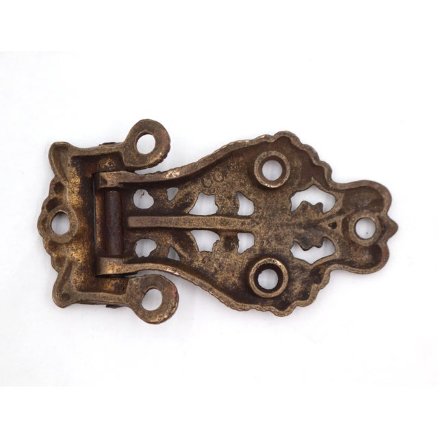 Vintage Victorian 3.5 X 2 In. Brass Ice Box Hinge For Sale - Image 4 of 4