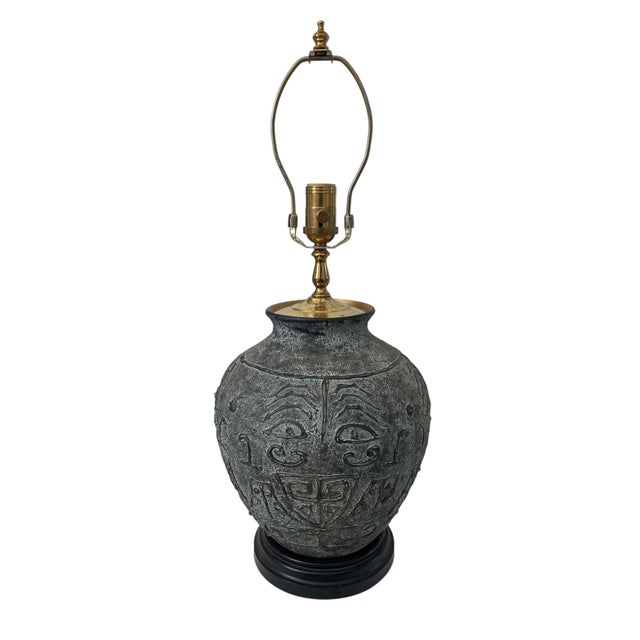 Mid-Century Archaic Ceramic Verdigris Hu Style Vessel Chinoiserie Table Lamp For Sale - Image 4 of 8