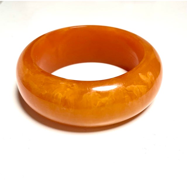 Art Deco 1930s Marbled Bakelite Bangles - Set of 3 For Sale - Image 3 of 4