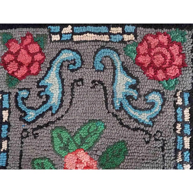 Gray 1900s Handmade Antique American Hooked Rug 1.6' X 3' For Sale - Image 8 of 9