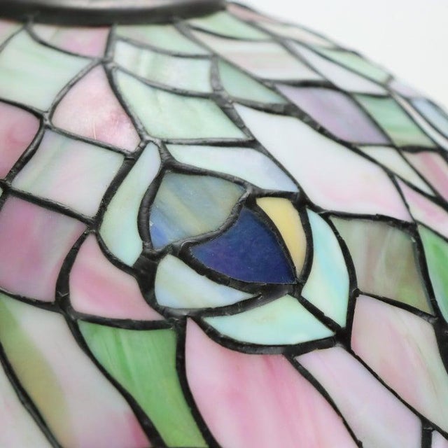 Early 20th Century Arts & Crafts Peacock Eye Leaded Stained Glass Table Lamp For Sale - Image 9 of 10