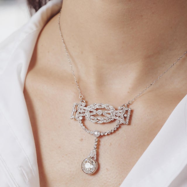 1910s Belle Époque French Gia 3.59 Carat Old European Cut Diamond Platinum Necklace For Sale - Image 9 of 11