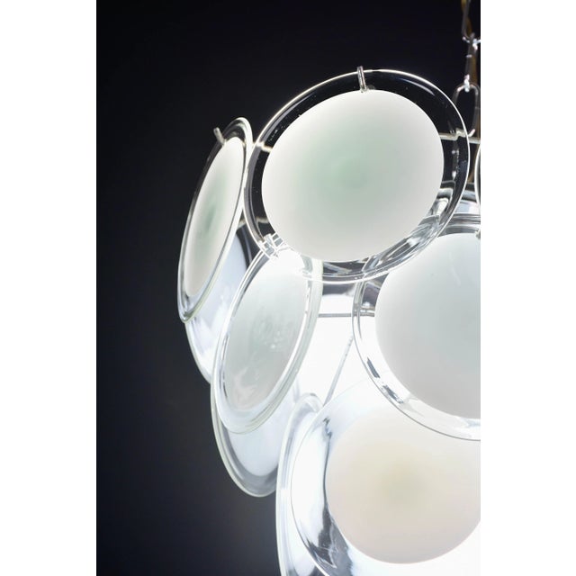 1970s Disc White Murano Glass Chandelier by Vistosi For Sale - Image 10 of 15