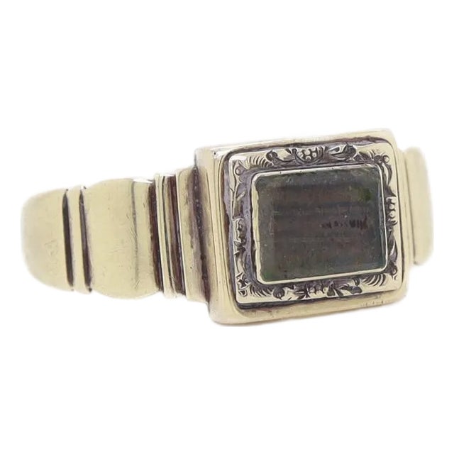 Antique Georgian 14k Gold Mourning Ring With Braided Hair, Size 8 For Sale