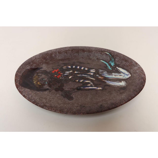 Vallauris Vintage French Vallauris Polychromed Ceramic "Fiddler" Charger by Marius Musarra For Sale - Image 4 of 12