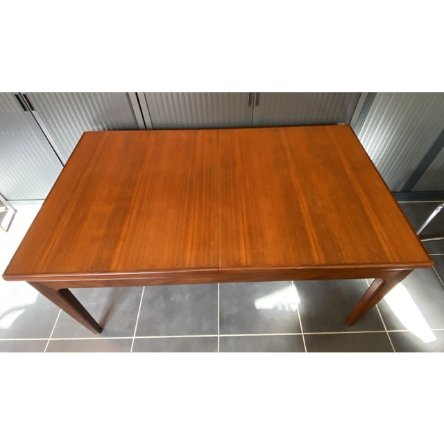 1960s Vintage Scandinavian Extendable Table in Teak, 1960s For Sale - Image 5 of 18