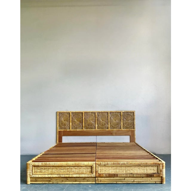 Late 20th Century Vintage Coastal Sunburst Rattan King Platform Bed For Sale - Image 5 of 8