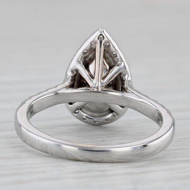 Modern 1.32ctw Emerald Diamond Halo Teardrop Ring 14k White Gold Size 6.5 Engagement For Sale - Image 3 of 9