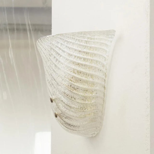 Gold Ribbed Clear Wall-Mounted Glass Lamps, 1960s, Set of 2 For Sale - Image 8 of 10