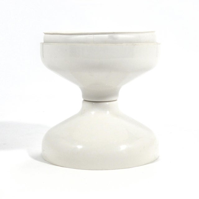 Designed in 1969 by the Castiglioni brothers, the "rochetto", or "spool" stool is a wonderful design. Two identical forms...