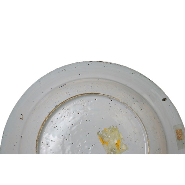 Ceramic 18th Century English Delft Chinoserie Charger, Bristol Circa 1760 For Sale - Image 7 of 9