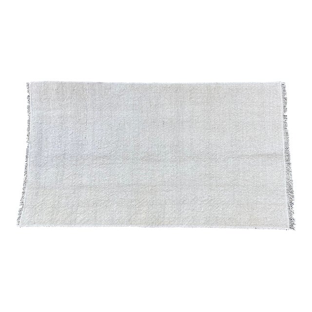 White Plain Vintage Turkish Kilim Rug For Sale