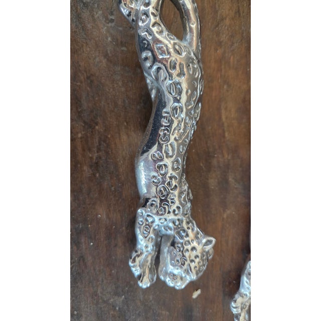 Arthur Court Jaguar Hammered 2 Aluminum Salad Servers with New in Box For Sale - Image 11 of 14