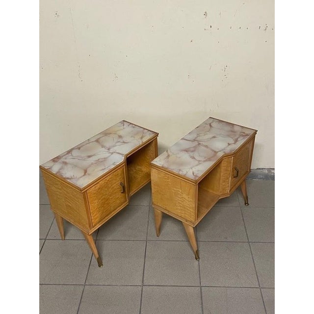 Italian Bedside Tables in Birch Burl and Glass, 1950s, Set of 2 For Sale - Image 4 of 18