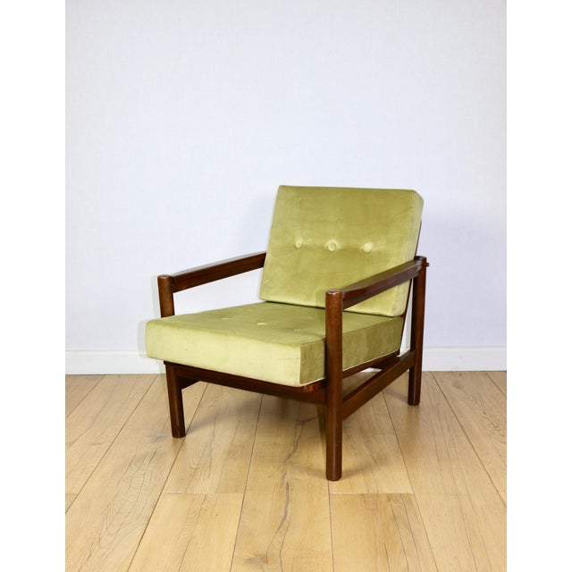 Vintage Armchair in Olive Lemon Velvet, 1970s For Sale - Image 3 of 11