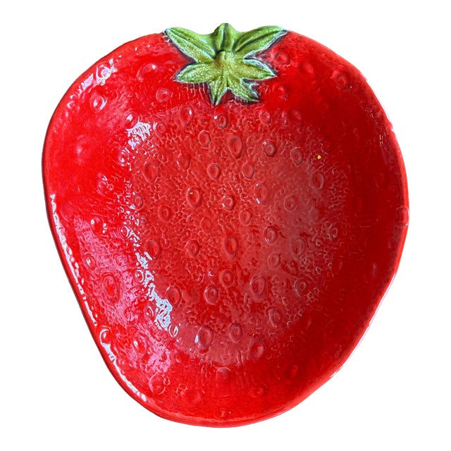 Vintage Italian Ceramic Strawberry Serving Bowl For Sale