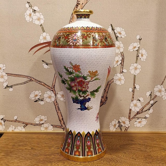 Chinese Vintage Chinese Cloisonné Meiping Vase | White Ground Phoenix & Peony Motif With Stand For Sale - Image 3 of 10