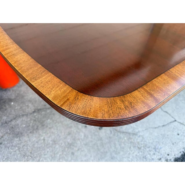 Late 20th Century Ethan Allen Inlaid Mahogany Pedestal Base Dining Table With Leaves For Sale - Image 14 of 18