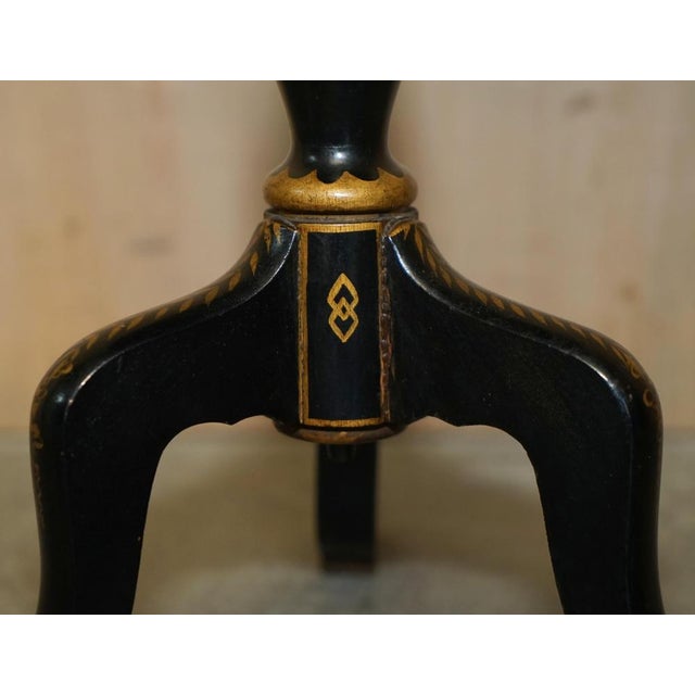Antique Victorian Chinese Chinoiserie Lacquered Table, 1880 For Sale - Image 9 of 17