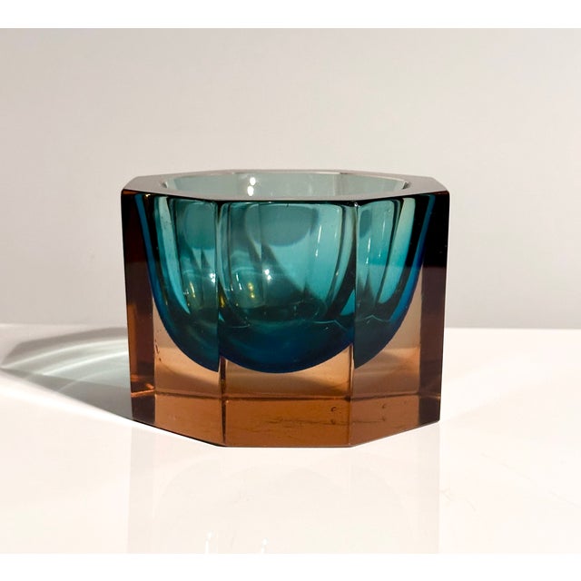 1960s Faceted Murano Glass Art Bowl by Flavio Poli for Seguso Verti d'Arte, 1960s For Sale - Image 5 of 18