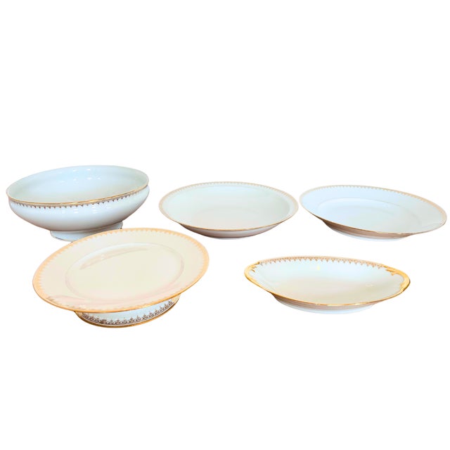 Vintage French Limoges Porcelain Dinner Set for Ten People, 1920s, Set of 32 For Sale - Image 4 of 11