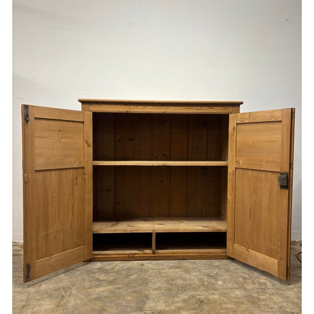 19th Century 19th Century English Pine Cupboard For Sale - Image 5 of 7