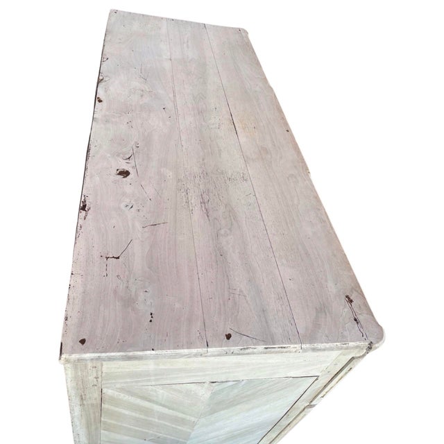 18th Century Bleached French Walnut Louis XVI Chest of Drawers / Commode For Sale - Image 4 of 12