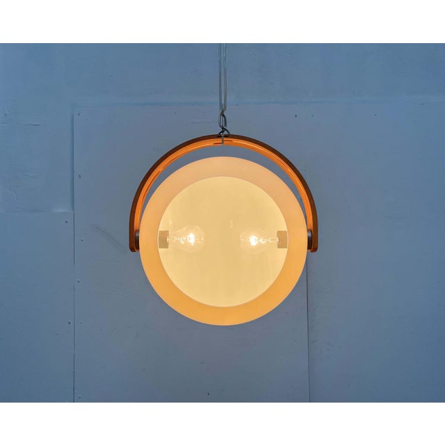 Large spherical pendant light from the renowned manufacturer Temde. A functional light source and striking lighting object...