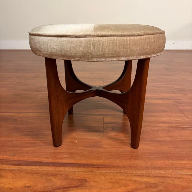Beautiful vintage stool / ottoman by Victor Wilkins for the Astro range by G-Plan, made in the U.K. circa 1960's. It...