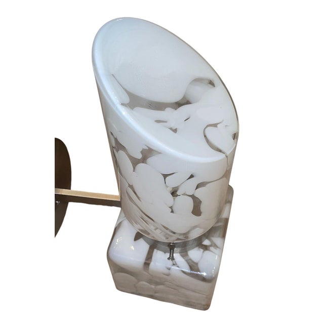 1970's Murano Art Glass Single Wall Sconce in White Mottled Glass For Sale In Los Angeles - Image 6 of 8