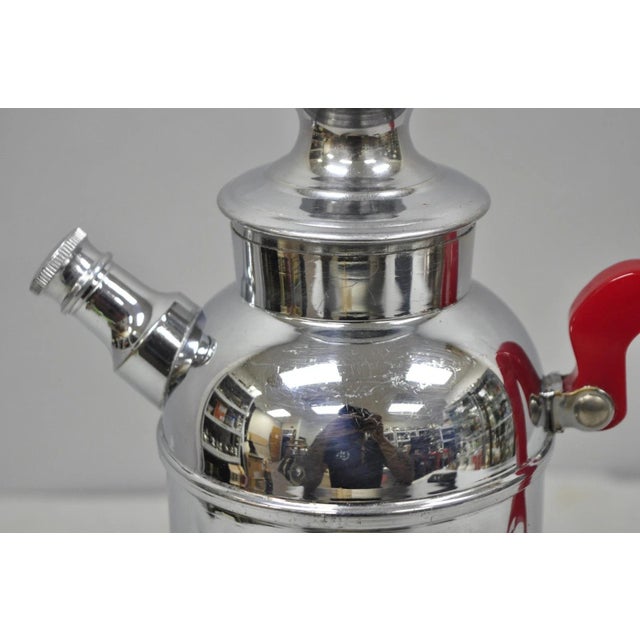 Vintage Art Deco Chrome Cocktail Martini Shaker Red Bakelite Handle by Chromium For Sale - Image 4 of 16