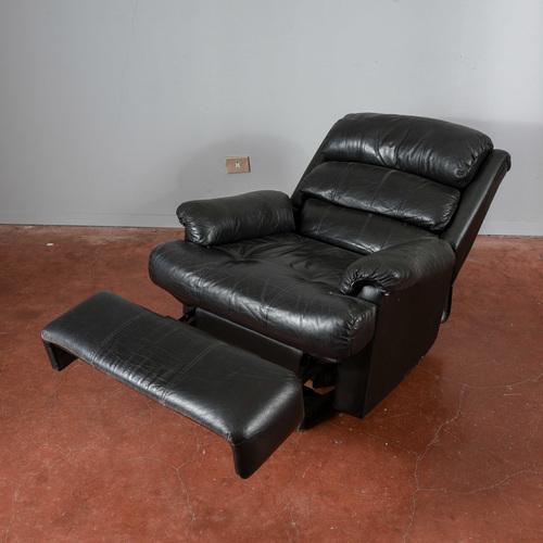 Reclining Black Leather Armchair For Sale - Image 6 of 18