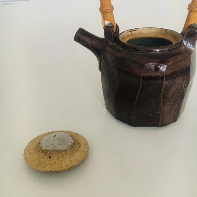 2000 - 2009 Warren MacKenzie Art Pottery Shino Faceted Tea Pot For Sale - Image 5 of 9