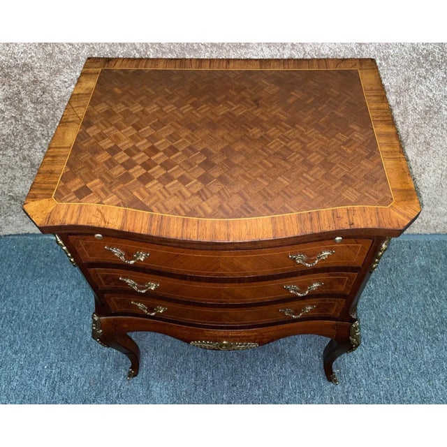 Vintage French Style Wood/Parquet Inlaid Three Drawer Chest W/Brass Ormolu For Sale In Philadelphia - Image 6 of 10