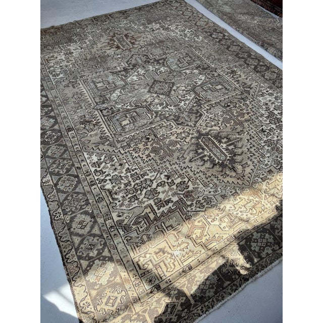 Vintage Heriz Abrash and Earthy Cool Palette Taupe Rug 9.4 x 12.5 For Sale - Image 10 of 14