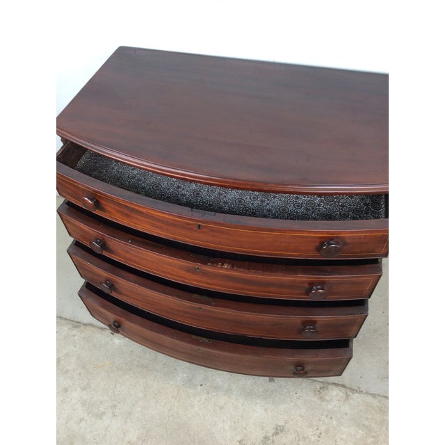 Mid-Atlantic Chippendale Inlaid Mahogany Bow Front Chest of Drawers For Sale - Image 13 of 17