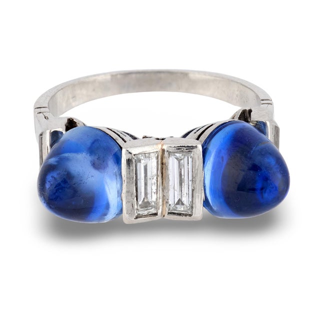Art Deco 1930s Art Deco 7.00 Carat Sugarloaf Cut Sapphire Diamond Platinum Ring, Size 5 For Sale - Image 3 of 6