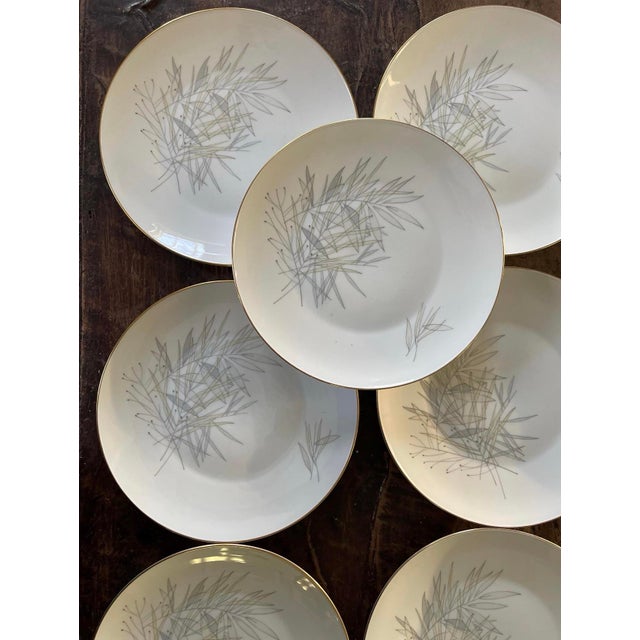 Ceramic Vintage Mid-Century Modern Rosenthal 9.75” Plates in Loewry Grasses Pattern - Set of Seven (7) For Sale - Image 7 of 11