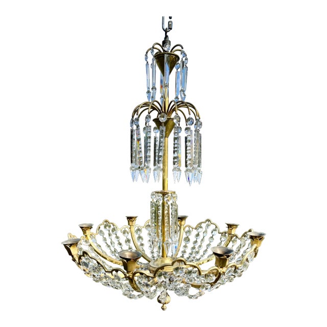 Late 19th Century 8 Arm Fountain Cut Crystal Chandelier For Sale